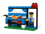 lego, webshop, webáruház, legó, legók4636 Rendőrségi építőkészlet,  4 éveseknek,  5 éveseknek,  6 éveseknek,  7 éveseknek,  8 éveseknek,  9 éveseknek, 10 éveseknek, 11 éveseknek, 12 éveseknek, 13 éveseknek, 14 éveseknek, LEGO, LEGO - gyártó, LEGO, DUPLO, műanyag építőjáték, Építőelemek tárolóval, Kreatív építés